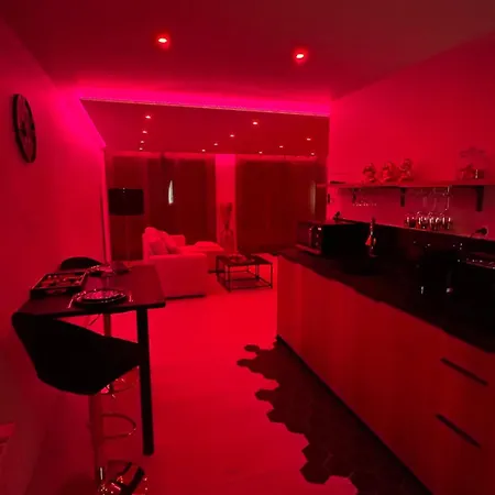 Ground Floor Apartment,jardin,proche Hyper Centre Apartment Evreux