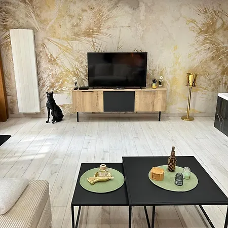 Ground Floor Apartment,jardin,proche Hyper Centre Apartment Evreux