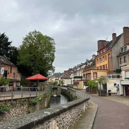 Ground Floor Apartment,jardin,proche Hyper Centre Apartment Evreux
