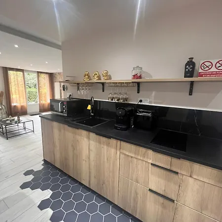 Ground Floor Apartment,jardin,proche Hyper Centre Evreux